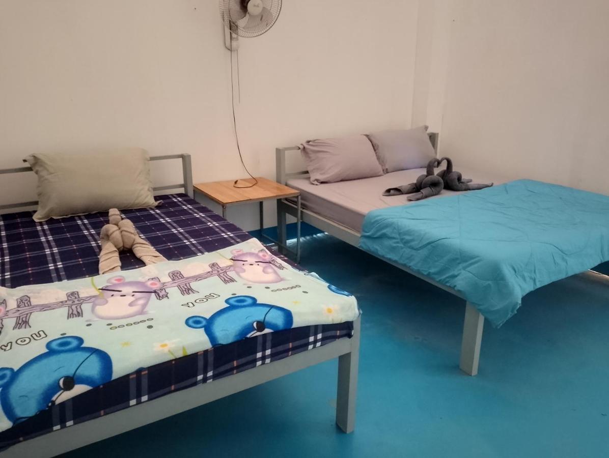 Golden Snake Guesthouse Beach 코롱 산로엠 외부 사진