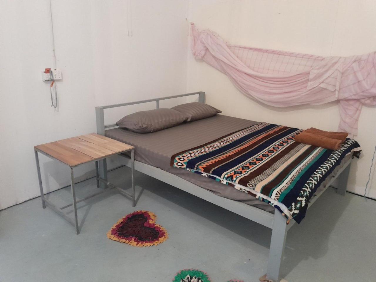 Golden Snake Guesthouse Beach 코롱 산로엠 외부 사진